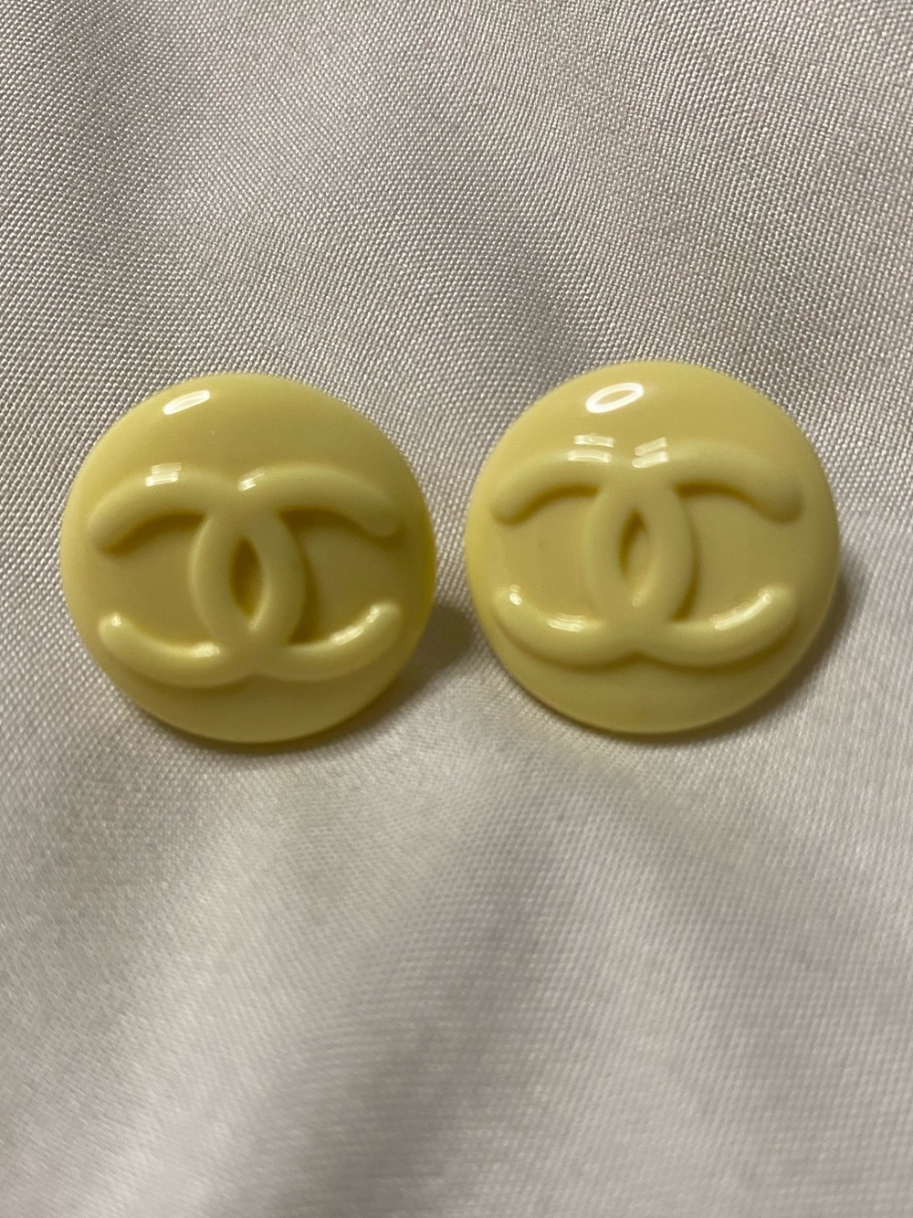 Double C Butter Yellow Resin Logo Round Stud Earrings!!